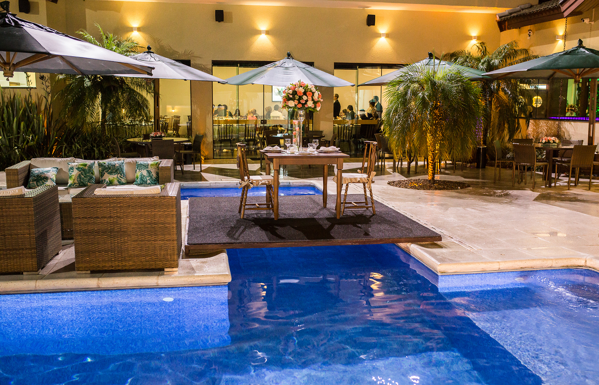 Free HTML5 Bootstrap Template by FREEHTML5.co